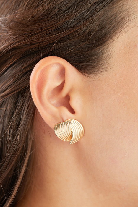 Heliophilia Silver Pendientes de Metal Dorados con Recubrimiento de Laca Heliophilia Silver Pendientes de Metal Dorados con Recubrimiento de Laca